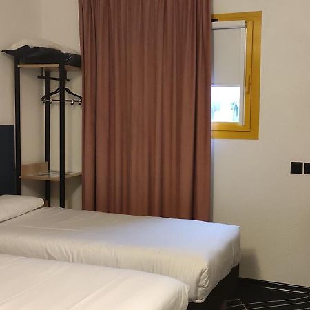 Welcomotel Beauvais Aeroport Exterior photo